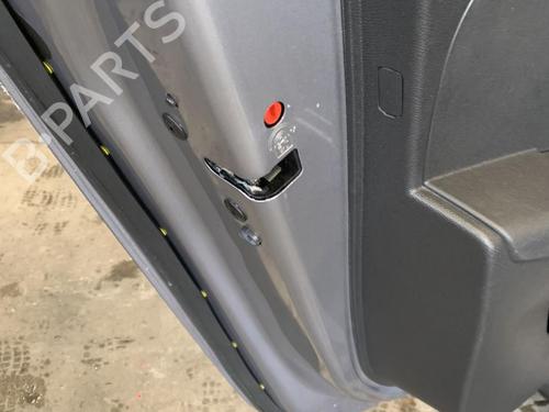Venstre bagtil lås Venstre bagtil lås OPEL CORSA F (P2JO) 1.2 (68) (101 hp) 35912333 35912333