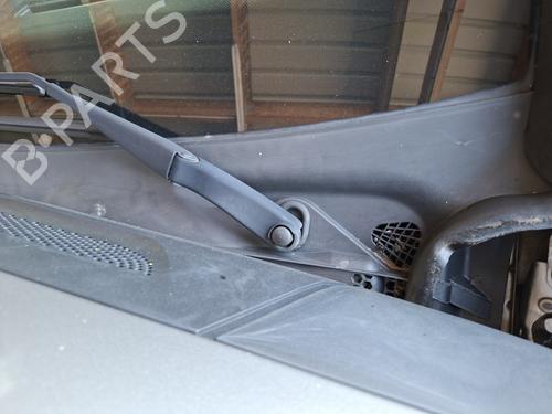 Used Front wiper motor Front wiper motor MERCEDES-BENZ A-CLASS (W169) A 200 (169.033, 169.333) (136 hp) 36247872 36247872