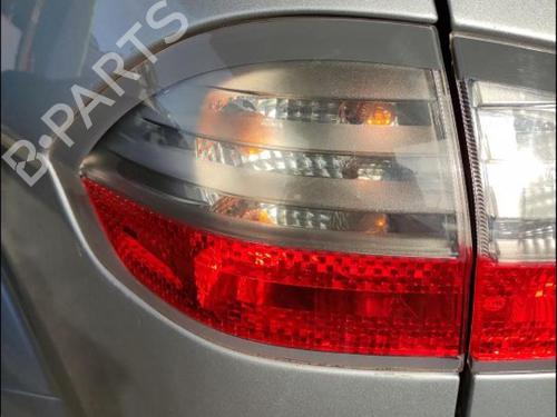 left-taillight-ford-s-max-wa6-2006-2007-2008-2009-2010-2011-2012-2013-2014-35906374 main image