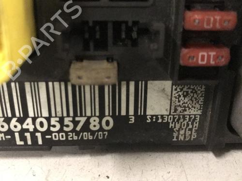 Used Fuse box Fuse box PEUGEOT 307 SW (3H) [2002-2009] 33739285 33739285