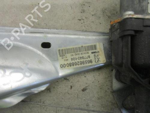 Used Rear right window mechanism Rear right window mechanism PEUGEOT 308 I (4A_, 4C_) 1.6 HDi (92 hp) 33572306 33572306