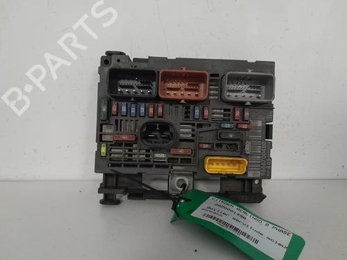 Used Fuse box Fuse box CITROËN BERLINGO Box Body/MPV (B9) 1.6 HDi 75 (75 hp) 36581994 36581994