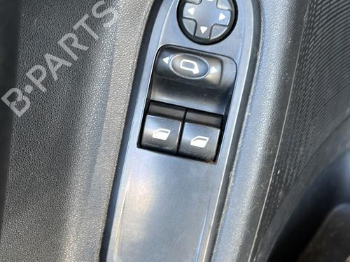 Interrupteur de vitre avant gauche Interrupteur de vitre avant gauche CITROËN C3 I (FC_, FN_) [2002-2013] 33837571 33837571