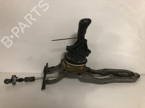 Used Gear lever Gear lever MERCEDES-BENZ C-CLASS (W203) C 180 (203.035) (129 hp) 35940163 35940163