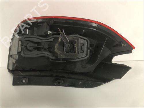 Used Right taillight Right taillight RENAULT SCÉNIC II (JM0/1_) [2003-2010] 33579778 33579778