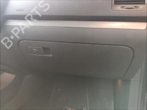 Used Glove box Glove box VW GOLF V Variant (1K5) [2007-2009] 36575986 36575986