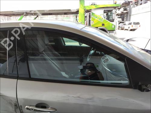 front-right-door-window-renault-megane-iii-hatchback-bz01_-b3_-2008-35909513 main image