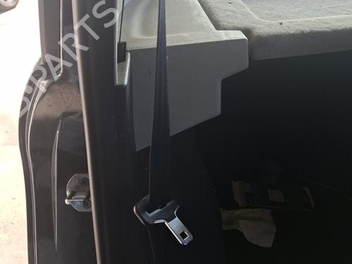 Sikkerhedssele bag højre Sikkerhedssele bag højre RENAULT SCÉNIC III (JZ0/1_) 1.5 dCi (110 hp) 35915816 35915816