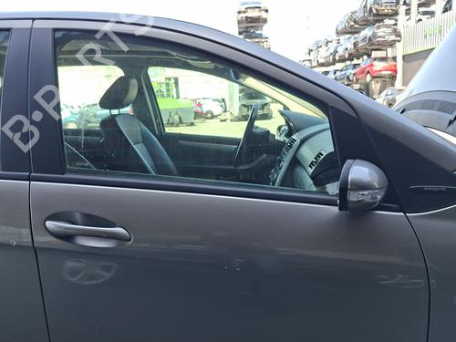 right-front-door-mercedes-benz-a-class-w169-2004-2005-2006-2007-2008-2009-2010-2011-2012-36149444 main image