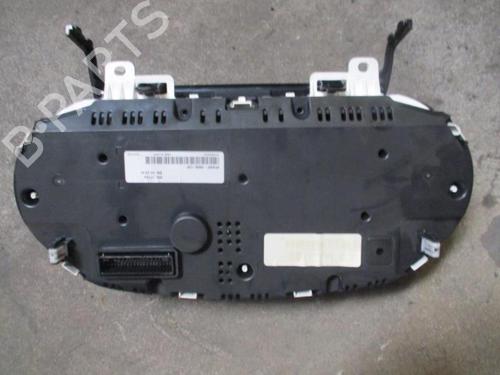 Used Instrument cluster Instrument cluster 33572058 33572058