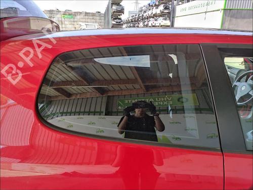 Used Rear right quarter glass Rear right quarter glass VW JETTA III (1K2) 2.0 TFSI (200 hp) 33589791 33589791