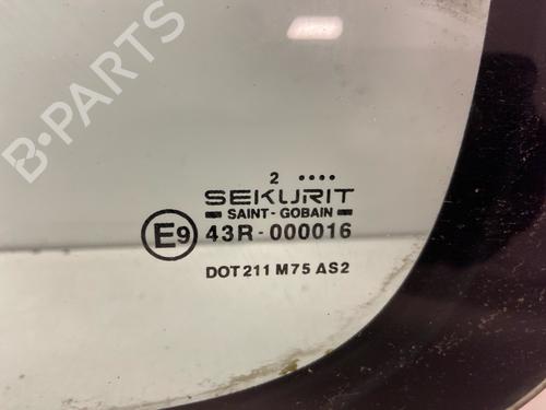 Used Rear right door window Rear right door window 37255112 37255112