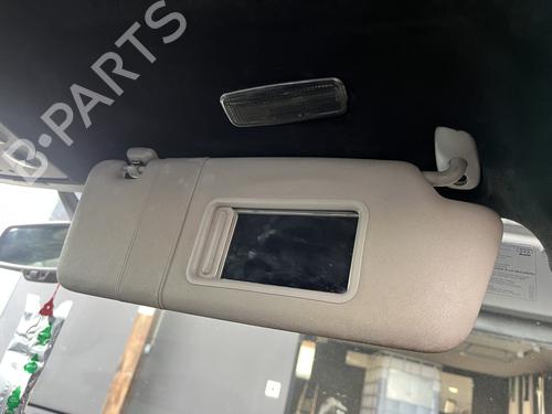 right-sun-visor-audi-a3-8p1-2003-2004-2005-2006-2007-2008-2009-2010-2011-2012-2013-36582418 main image