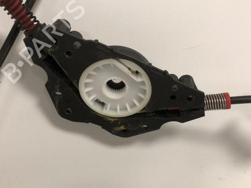 Used Front right window mechanism Front right window mechanism FORD FIESTA V (JH_, JD_) 1.3 (69 hp) 33598738 33598738