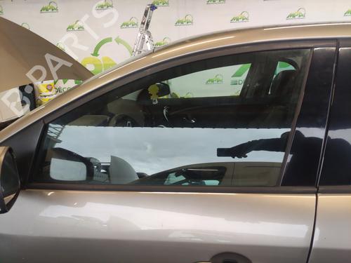 front-left-door-window-renault-megane-iii-hatchback-bz01_-b3_-2008-35911749 main image