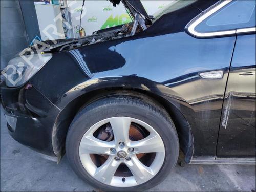 Used Left front fenders Left front fenders OPEL ASTRA J (P10) [2009-2016] 33584117 33584117