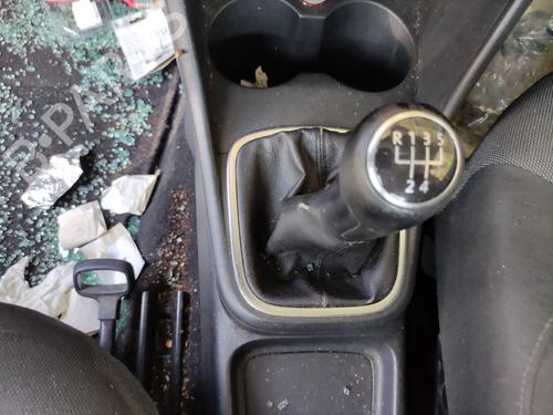 Schalthebel für Schalthebel VW POLO V (6R1, 6C1) 1.6 TDI (90 hp) 35910335 35910335