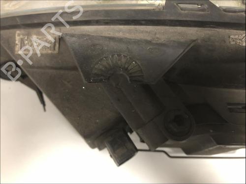 Used Right headlight Right headlight FORD FOCUS I (DAW, DBW) 1.8 TDCi (115 hp) 33582770 33582770