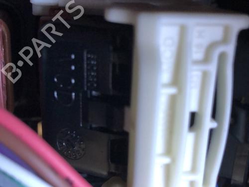Used Fuse box Fuse box CITROËN C3 II (SC_) 1.4 (73 hp) 35913301 35913301