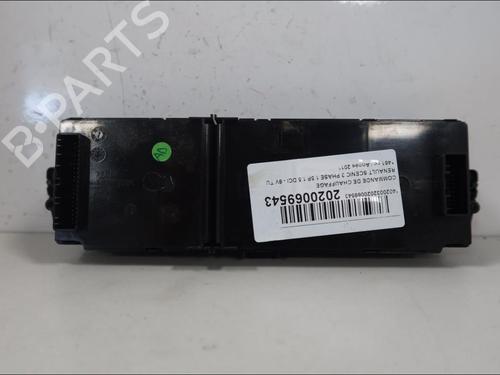 Used Climate control Climate control RENAULT SCÉNIC III (JZ0/1_) 1.5 dCi (110 hp) 33586408 33586408
