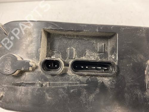 Lamp holder IVECO DAILY V Van | BP37255025L10 - Image 2