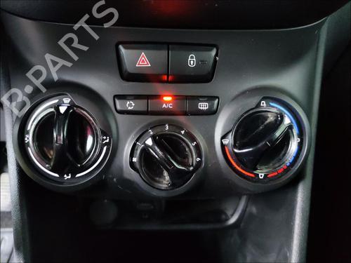 Used Climate control Climate control PEUGEOT 208 I (CA_, CC_) 1.0 VTi (68 hp) 35907718 35907718