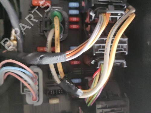 Used Fuse box Fuse box PEUGEOT 207 (WA_, WC_) 1.4 16V (95 hp) 33595133 33595133