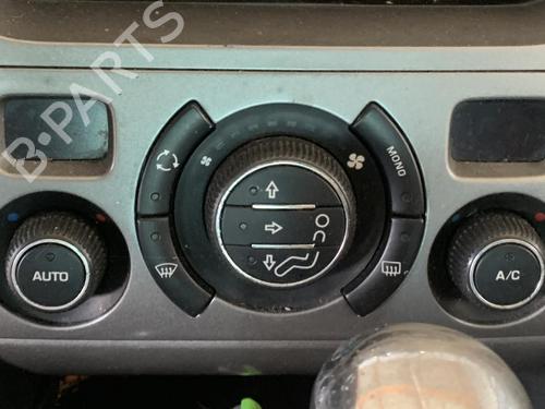 Used Climate control Climate control PEUGEOT 308 SW I (4E_, 4H_) 1.6 HDi (112 hp) 36577442 36577442
