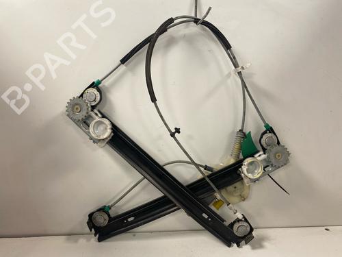 Used Front right window mechanism Front right window mechanism MINI MINI (R50, R53) Cooper (116 hp) 34257724 34257724