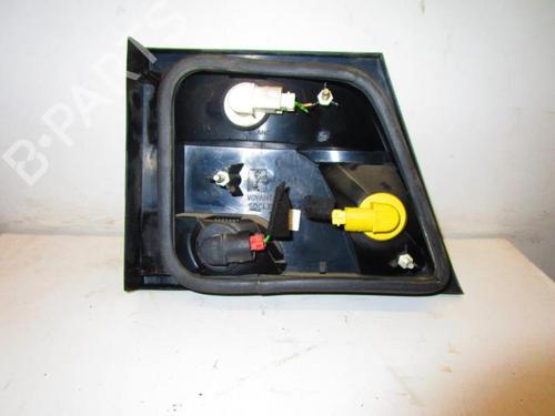 Used Right tailgate light Right tailgate light PEUGEOT 806 (221) 2.1 td 12V (109 hp) 33572263 33572263