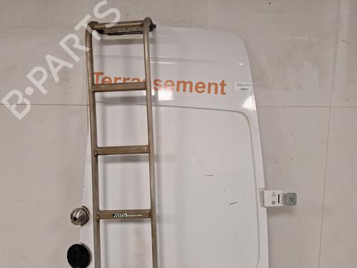 Used Right rear door Right rear door 37156248 37156248
