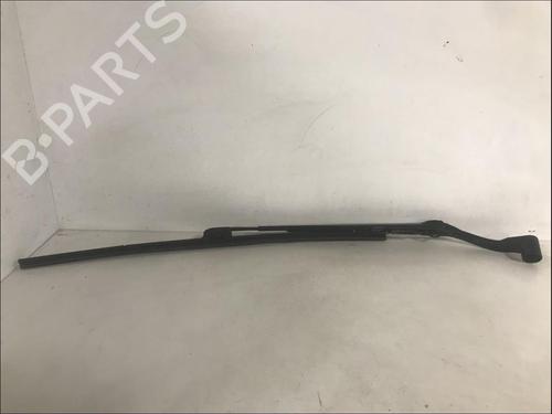 Used Rear windshield wiper arm Rear windshield wiper arm INFINITI Q50 50 D (170 hp) 33575435 33575435