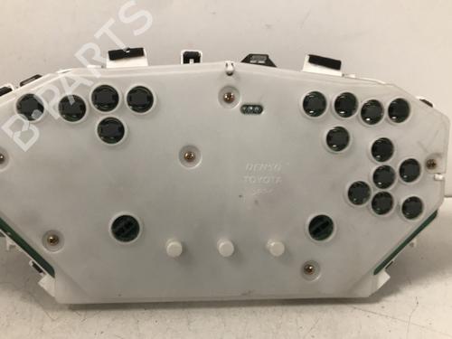 Used Instrument cluster Instrument cluster TOYOTA YARIS (_P1_) 1.0 (SCP10_, SCP10R) (65 hp) 33739291 33739291