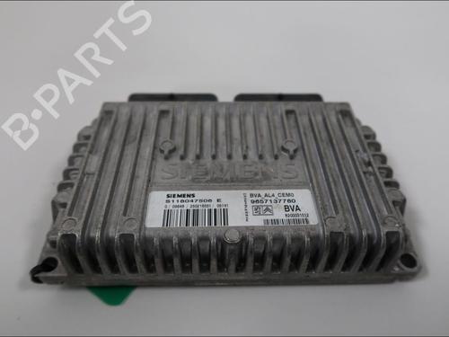 Used Gearbox control unit Gearbox control unit PEUGEOT 807 (EB_) 2.0 (136 hp) 33573984 33573984