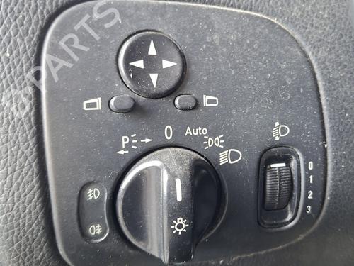 Interruttore luci Interruttore luci MERCEDES-BENZ CLK (C209) CLK 220 CDI (209.308) (136 hp) 36261123 36261123