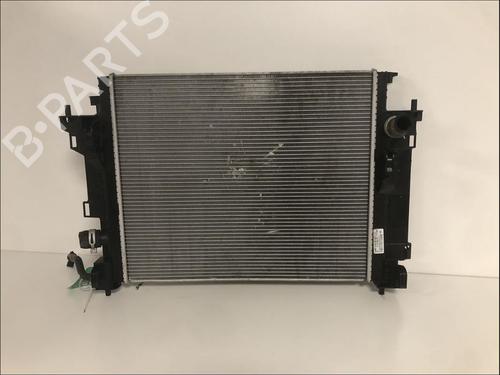 Used Water radiator Water radiator 37752609 37752609