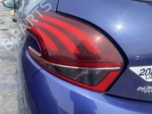 Used Left taillight Left taillight PEUGEOT 208 I (CA_, CC_) 1.0 VTi (68 hp) 35916191 35916191
