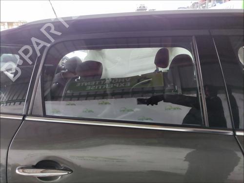 rear-right-door-window-mini-mini-countryman-r60-2010-2011-2012-2013-2014-2015-2016-35907303 main image