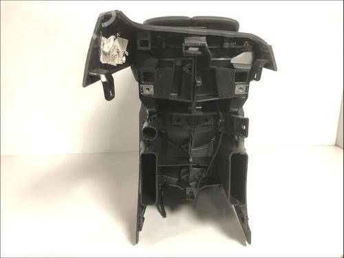 Used Armrest / Center console Armrest / Center console PEUGEOT 5008 II (MC_, MJ_, MR_, M4_) 1.5 BlueHDi 130 (MCYHZJ, MCYHZR, MCYHZX) (131 hp) 33581039 33581039