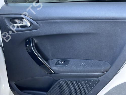 Vindusheismekanisme høyre bak Vindusheismekanisme høyre bak PEUGEOT 208 I (CA_, CC_) 1.2 PureTech 82 (82 hp) 33890477 33890477