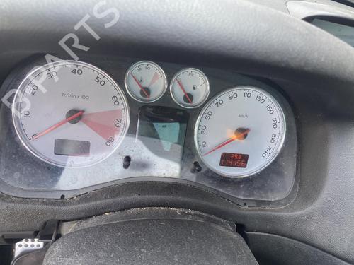 Used Instrument cluster Instrument cluster 37509951 37509951