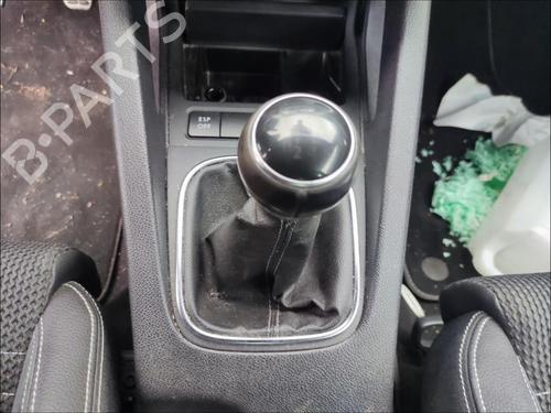 Used Gear lever Gear lever VW SCIROCCO III (137, 138) 2.0 TDI (140 hp) 33587414 33587414