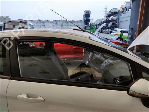 dr-rude-hjre-foran-ford-fiesta-vi-cb1-ccn-2008-35906902 main image