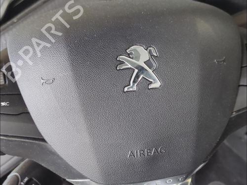 Used Driver airbag Driver airbag PEUGEOT 2008 I (CU_) 1.2 THP 110 / PureTech 110 (110 hp) 33589582 33589582