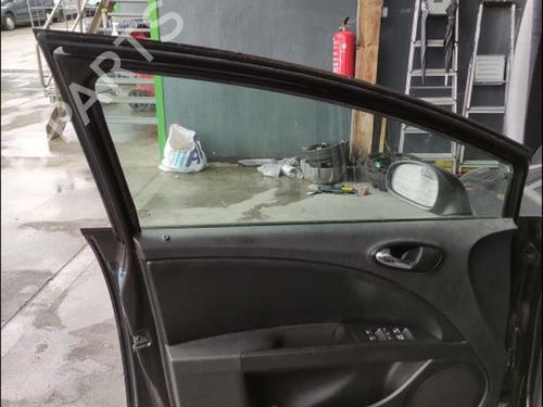 Used Front left window mechanism Front left window mechanism SEAT LEON (1P1) [2005-2013] 33588762 33588762