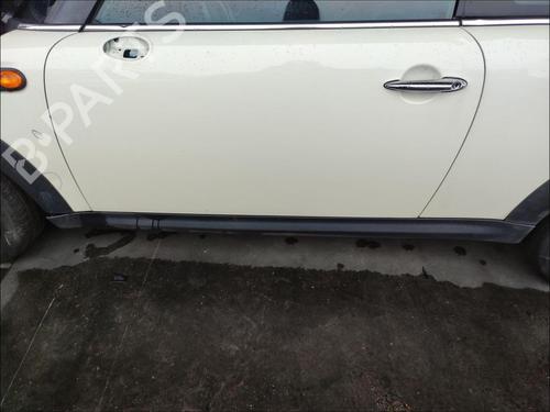 Used Left sideskirt Left sideskirt MINI MINI (R56) Cooper D (109 hp) 35909307 35909307