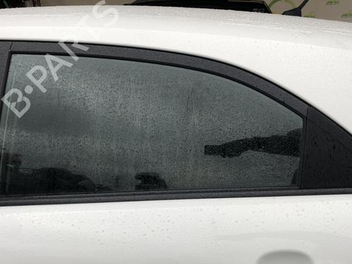 Used Rear left door window Rear left door window 36580261 36580261