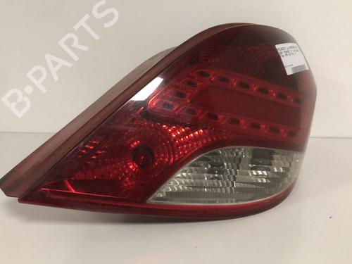Used Right taillight Right taillight 33595452 33595452