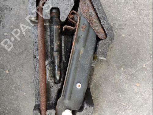 Used Other Other PEUGEOT 107 (PM_, PN_) 1.0 (68 hp) 33588904 33588904