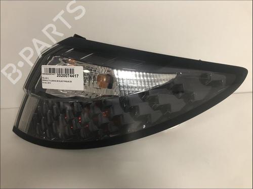 right-taillight-renault-fluence-l3_-2010-33583908 main image